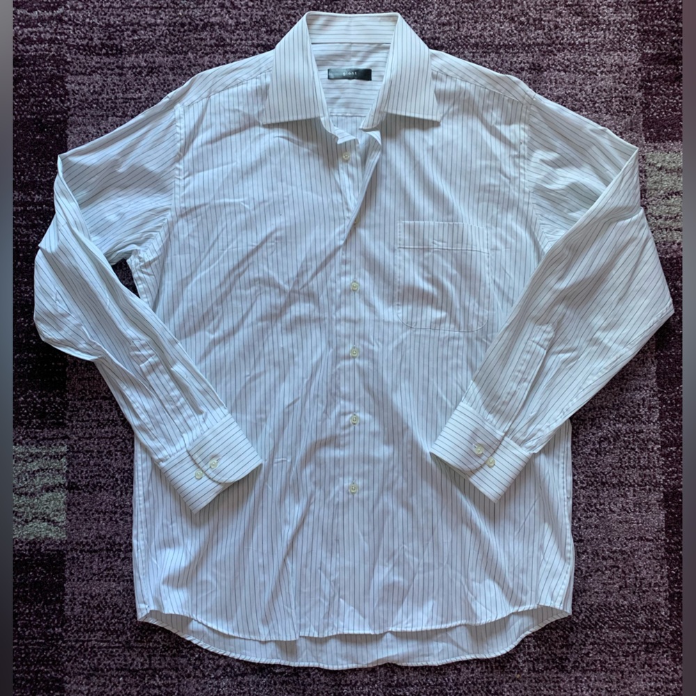 NWOT Button down dress shirt